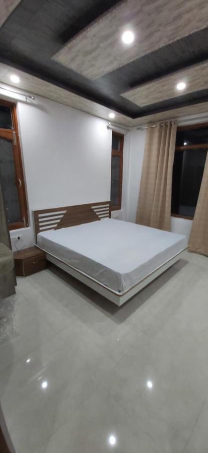 Solitude Inn Bnb ชิมลา ภายนอก รูปภาพ